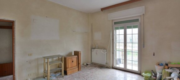 3 bedrooms Apartment in Montecassiano, Italy No. 119054 7