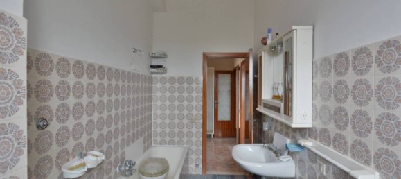 3 bedrooms Apartment in Montecassiano, Italy No. 119054 18
