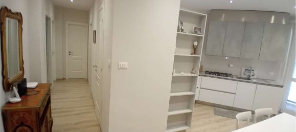 6 rooms Apartment in Pinerolo, Italy No. 221301 2