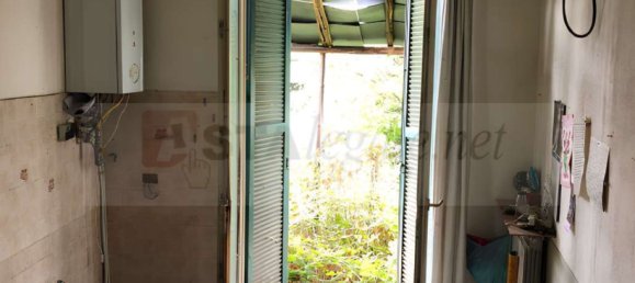 3 rooms Apartment in Fino Mornasco, Italy No. 8380 10