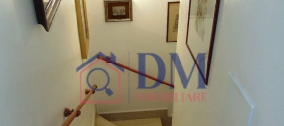 4 bedrooms Villa in Rome, Italy No. 333982 16