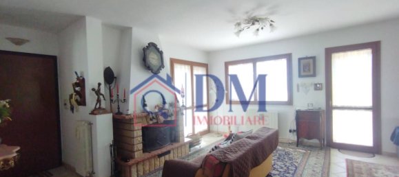 4 bedrooms Villa in Rome, Italy No. 333982 12