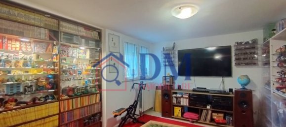 4 bedrooms Villa in Rome, Italy No. 333982 45