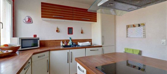 3 bedrooms Apartment in Verneuil-sur-Seine, France No. 140736 3