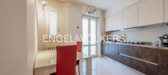 3 rooms Apartment in Milan, Italy No. 246627 7
