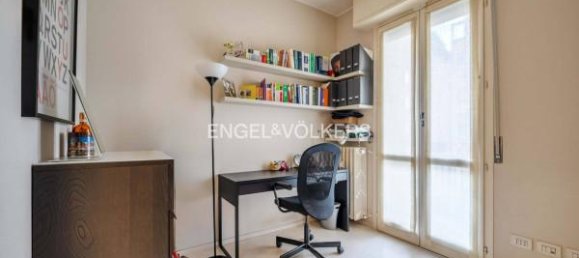 3 rooms Apartment in Milan, Italy No. 246627 12