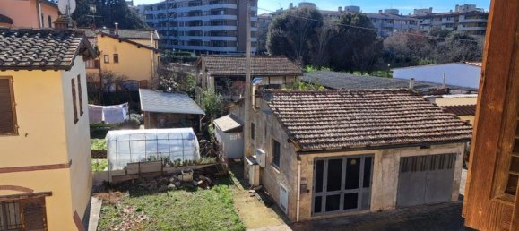 3 rooms Apartment in Florence, Italy No. 103467 24