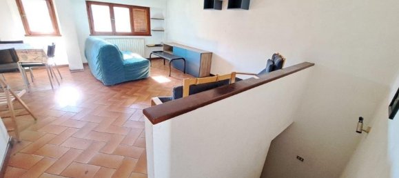 3 rooms Apartment in Florence, Italy No. 103467 10