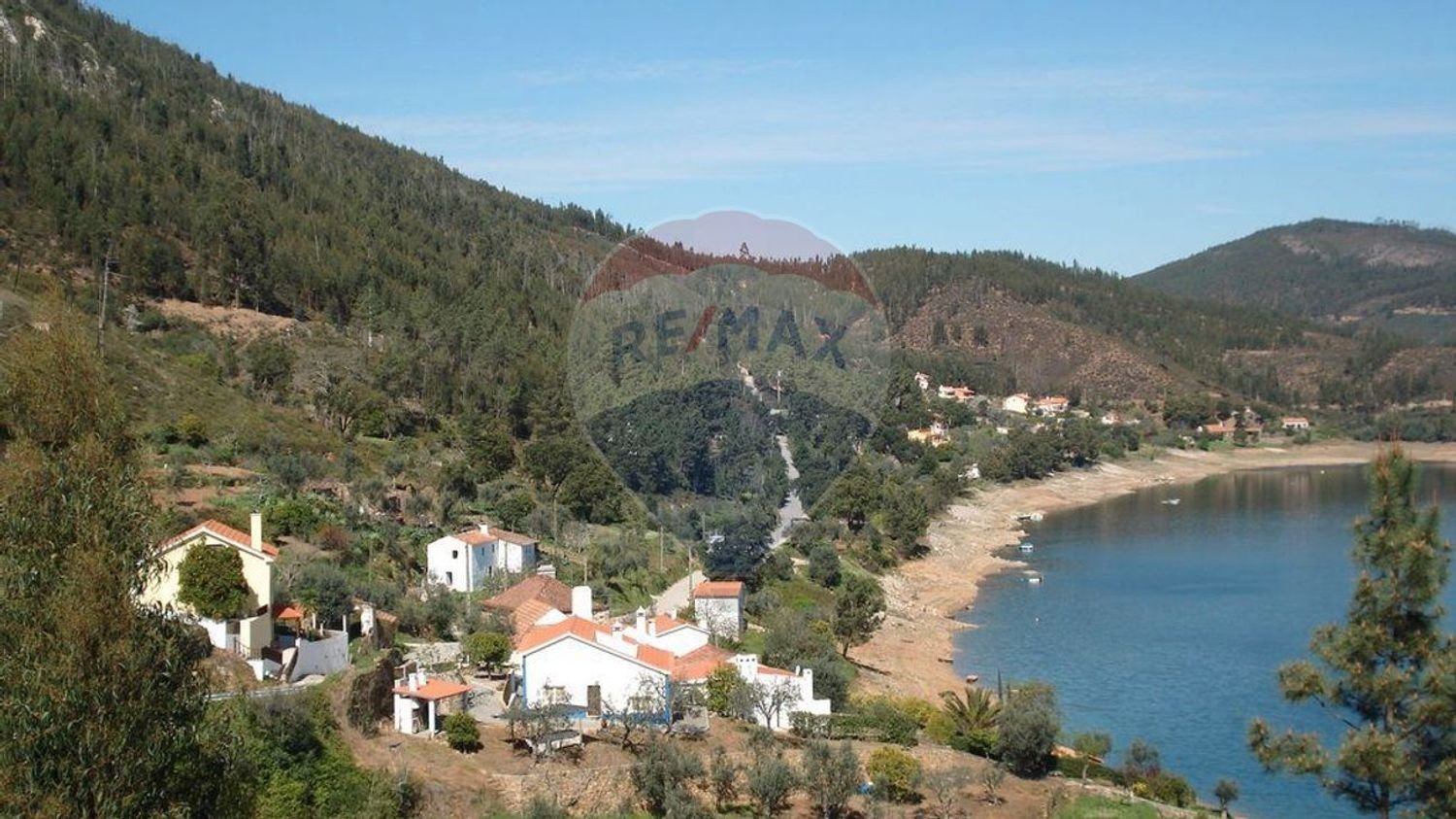 4880m² Land in Ferreira do Zezere, Portugal No. 71232