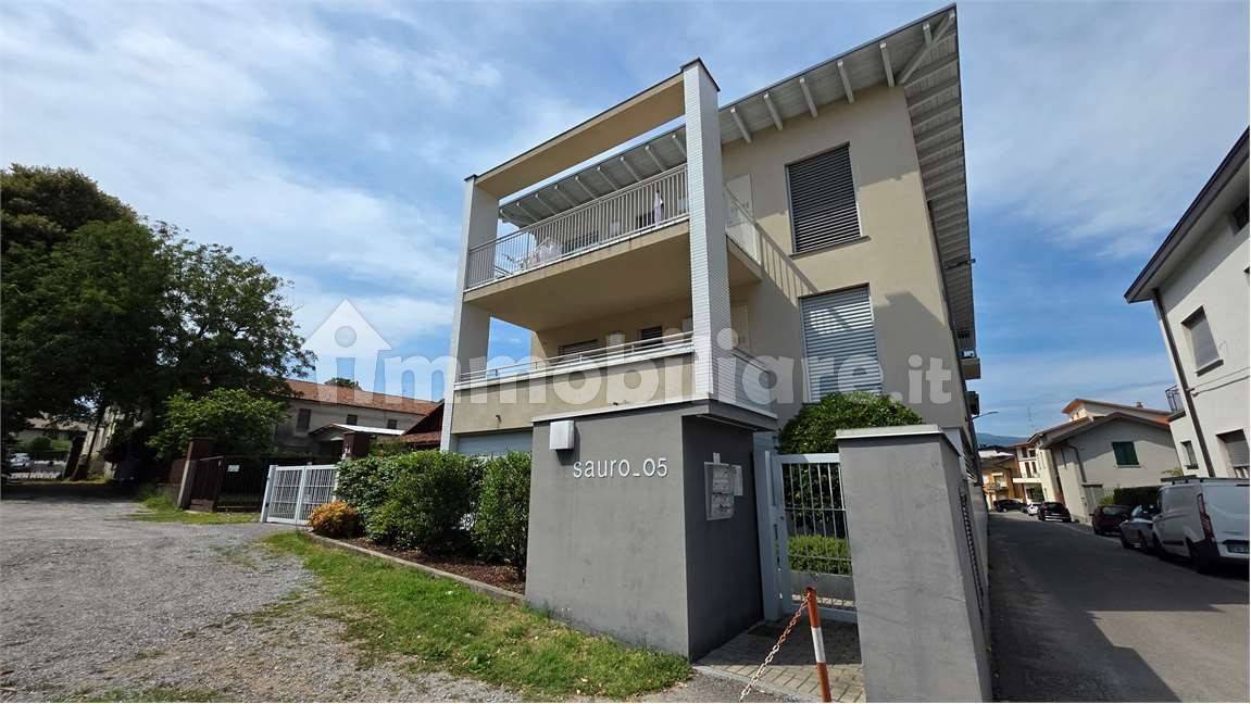 2 غرف نوم شقة في Como, Italy رقم 295214