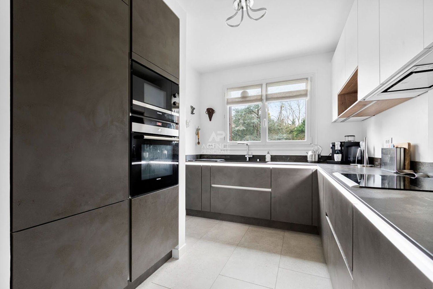 3 Schlafzimmer Wohnung in Saint-Germain-en-Laye, France, Nr. 124465