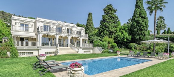 10 rooms House in Cannes, France No. 344154 3