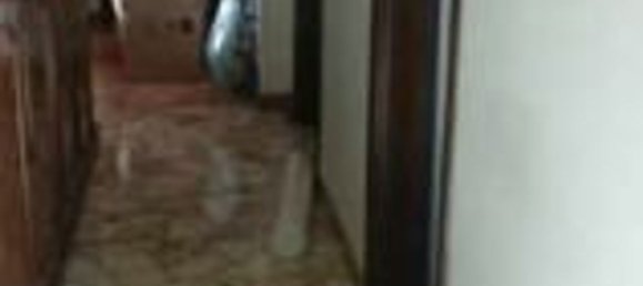 Квартира с 5 комнатами в Монца, Италия № 4125 12