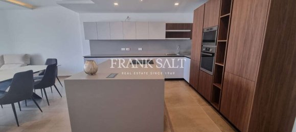 3 bedrooms Apartment in Saint Julian's, Malta No. 7043 6