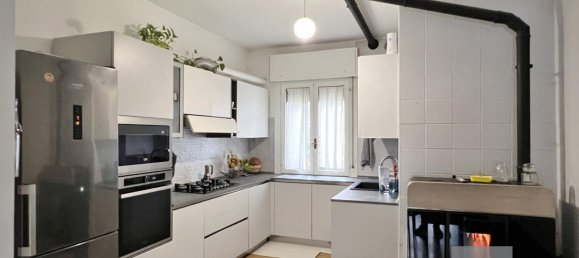 Квартира с 3 комнатами в Сан Мартино ди Лупари, Италия № 37749 10