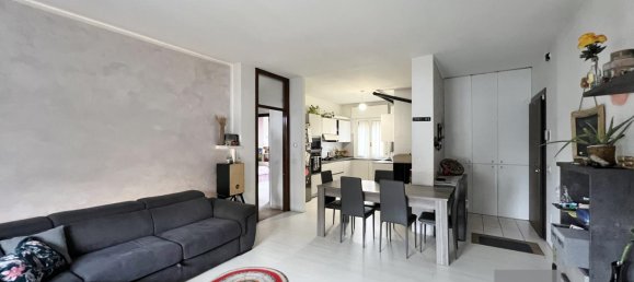 Квартира с 3 комнатами в Сан Мартино ди Лупари, Италия № 37749 9