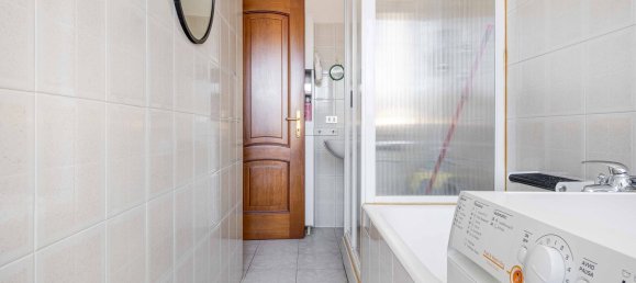 3-salle Appartement à Busto Arsizio, Italy No. 76439 18