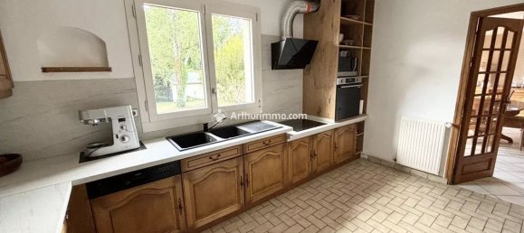 4 bedrooms House in Sainte-Genevieve-des-Bois, France No. 179759 20