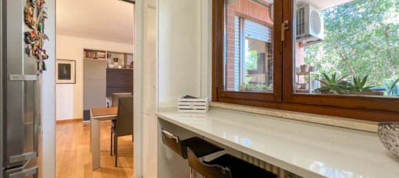 3 rooms Apartment in Rome, Italy No. 33580 14