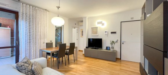 3 rooms Apartment in Rome, Italy No. 33580 16