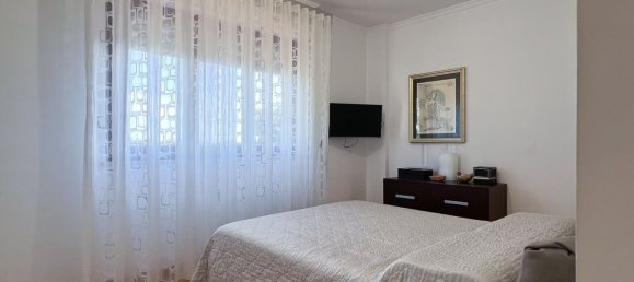 3 rooms Apartment in Rome, Italy No. 33580 31