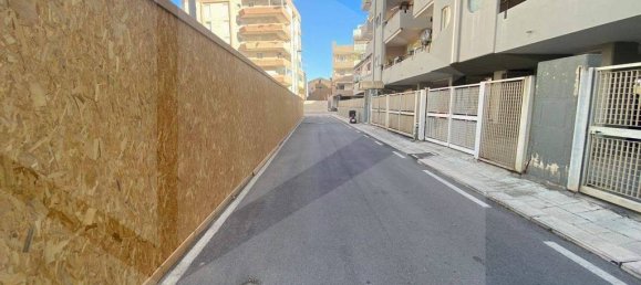 50m² Garage in Bari, Italy No. 24124 15