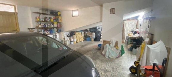 50m² Garage in Bari, Italy No. 24124 9