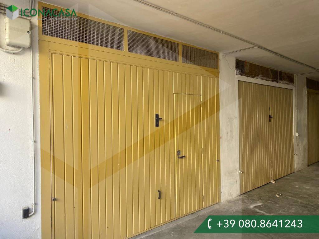 50m² Garage in Bari, Italy No. 24124