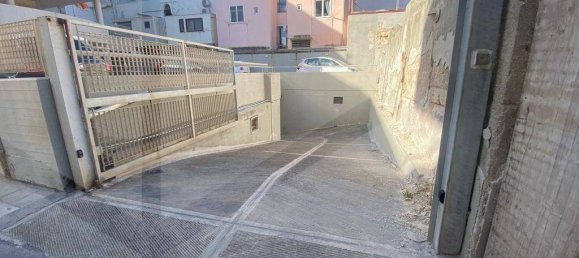 50m² Garage in Bari, Italy No. 24124 13