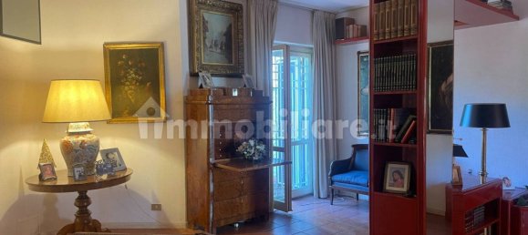 4 bedrooms Apartment in Rome, Italy No. 11931 33