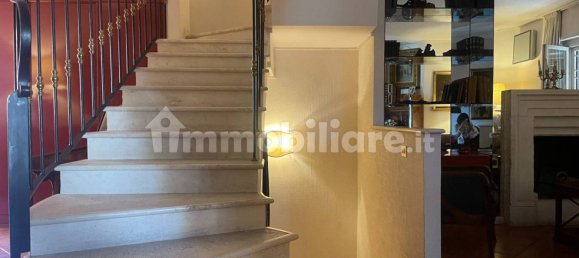 4 bedrooms Apartment in Rome, Italy No. 11931 36