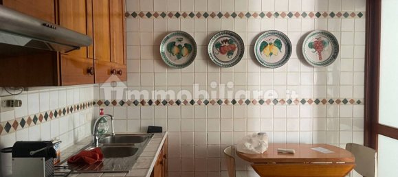 4 bedrooms Apartment in Rome, Italy No. 11931 20