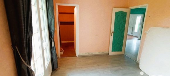 5 bedrooms House in Gamaches, France No. 78474 5