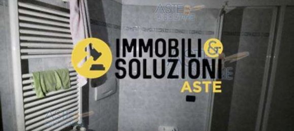 4-salle Appartement à Lavena Ponte Tresa, Italy No. 1670 5