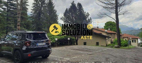 4-salle Appartement à Lavena Ponte Tresa, Italy No. 1670 10