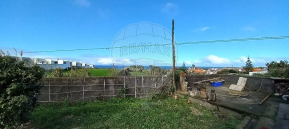 3 bedrooms House in Ponta Delgada, Portugal No. 44531 2