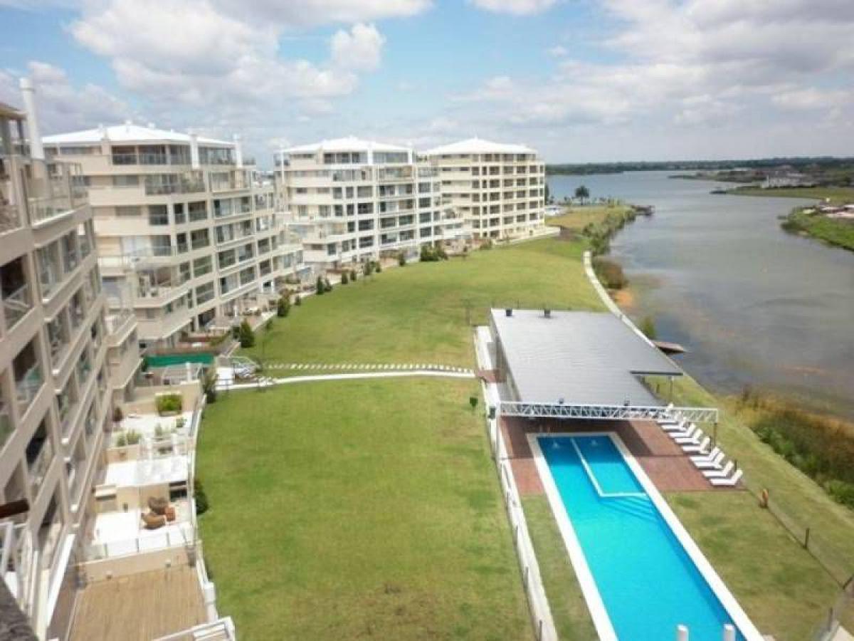 Квартира с 2 спальнями в Тигре, Аргентина № 9415