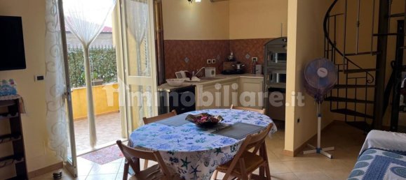 Apartamento de 3 dormitorios en Calamonaci, Italy No. 357481 2
