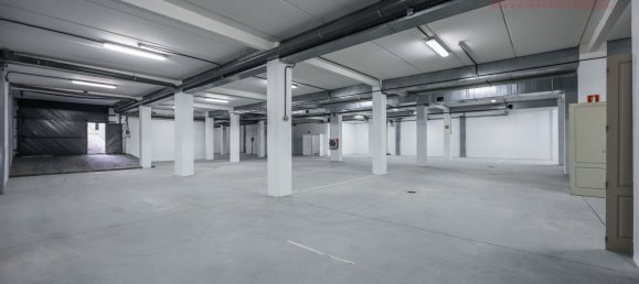 2402m² Warehouse in Mostoles, Spain No. 178592 7