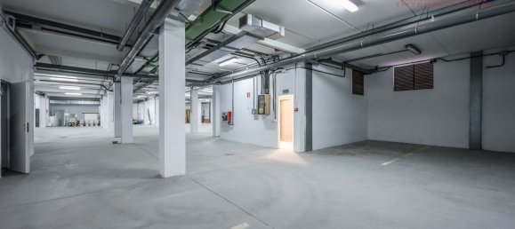 2402m² Warehouse in Mostoles, Spain No. 178592 5