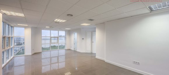 2402m² Warehouse in Mostoles, Spain No. 178592 20