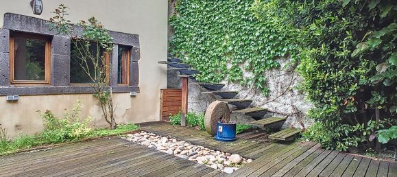 Casa de 3 dormitorios en Pont-du-Chateau, France No. 259392 3