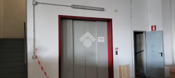 Склад с 1 комнатой в Баньятика, Италия № 156058 17