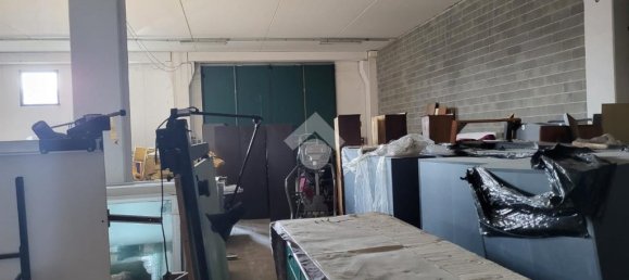 Склад с 1 комнатой в Баньятика, Италия № 156058 7