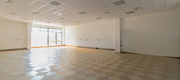 3 rooms Commercial property in Montirone, Italy No. 72860 4
