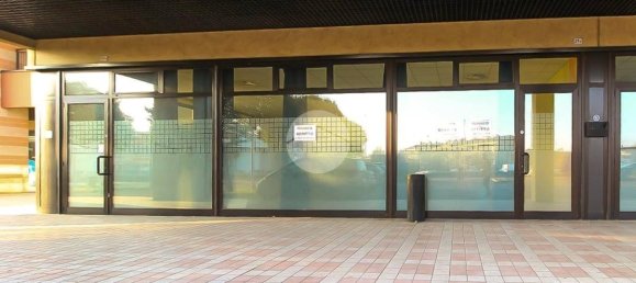 3 rooms Commercial property in Montirone, Italy No. 72860 5