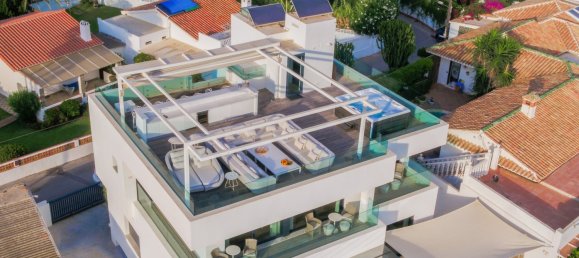 6 bedrooms Villa in Marbella, Spain No. 4631 4