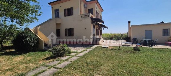 2 Schlafzimmer Villa in Legnago, Italy, Nr. 272895 5