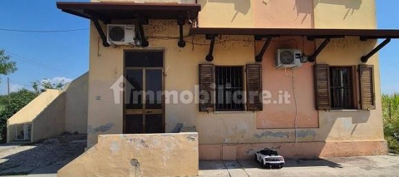 2 Schlafzimmer Villa in Legnago, Italy, Nr. 272895 3