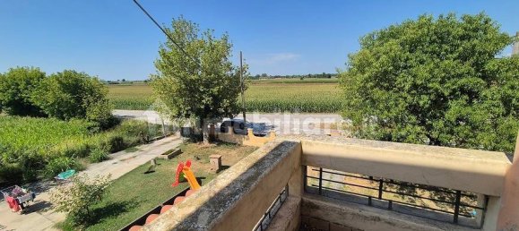 2 Schlafzimmer Villa in Legnago, Italy, Nr. 272895 8